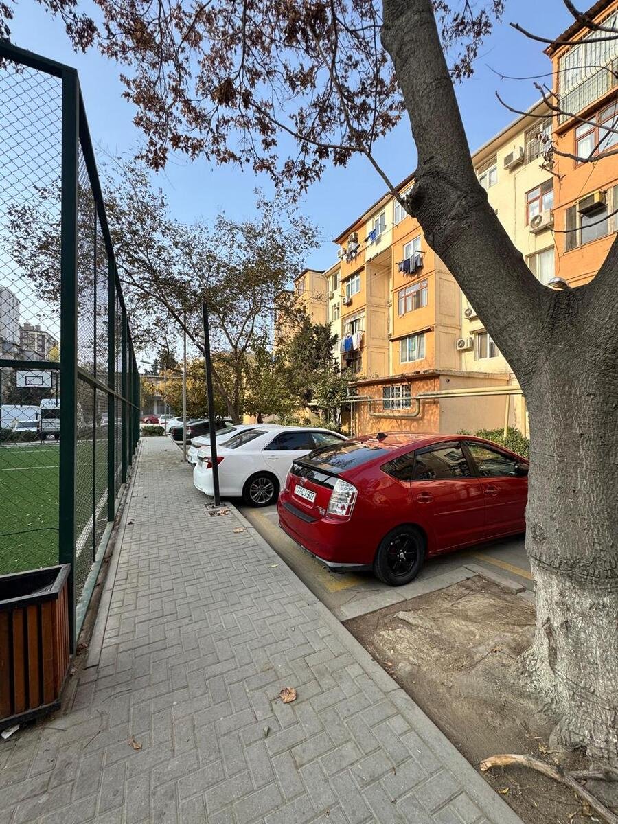 Satılır 2 otaqlı köhnə tikili, 55 m², Nəriman Nərimanov m.-1