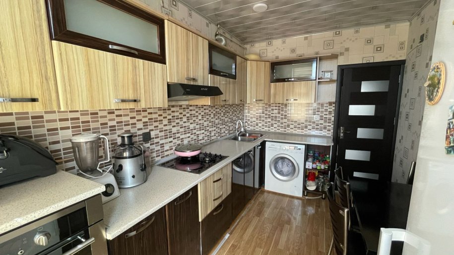 Satılır 3 otaqlı köhnə tikili, 60 m², Xətai m.-3