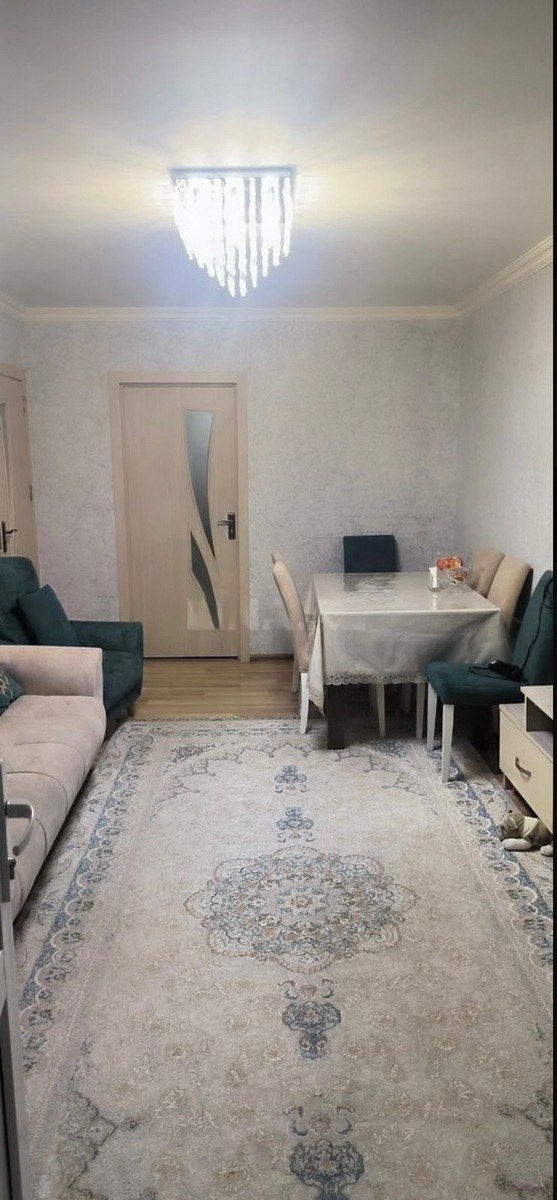 Satılır 2 otaqlı köhnə tikili, 50 m², Xalqlar dostluğu m.-2