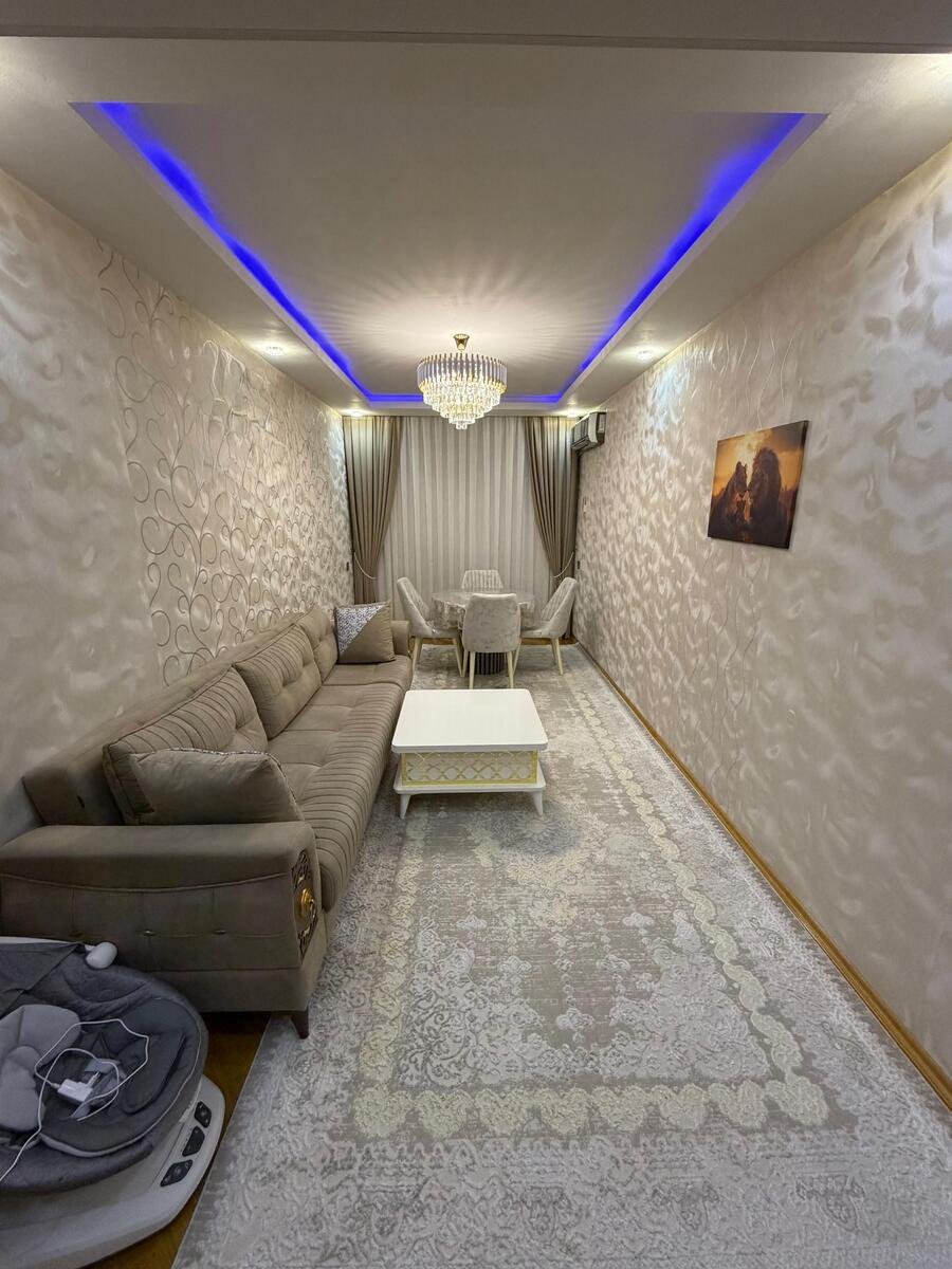 Satılır 2 otaqlı yeni tikili, 78 m², İnşaatçılar m.-17
