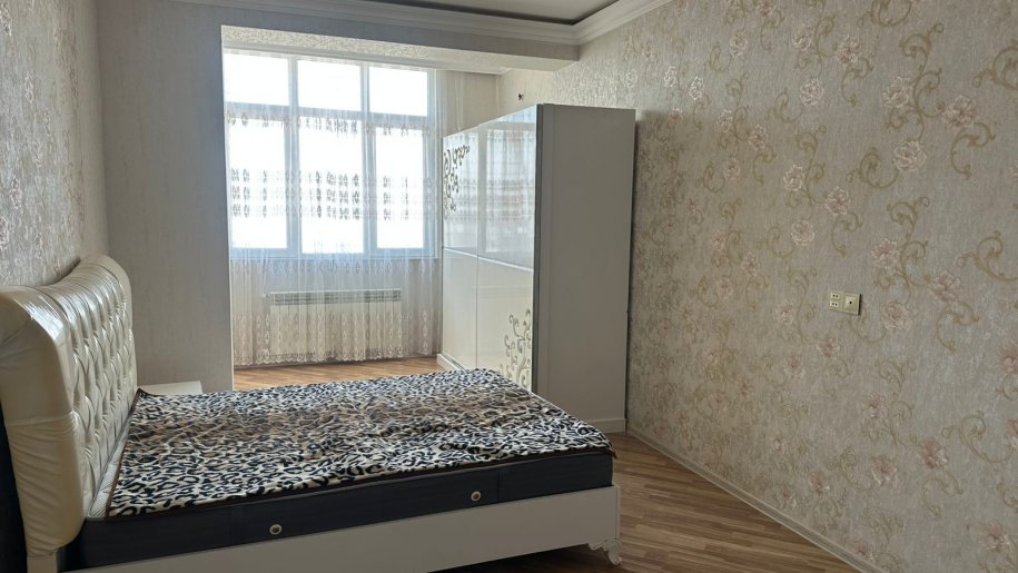 Kirayə verilir 2 otaqlı yeni tikili, 110 m², 20 Yanvar m.-5