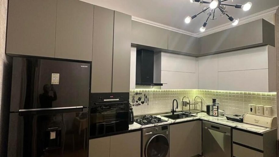 Satılır 3 otaqlı yeni tikili, 110 m², 28 May m.-4