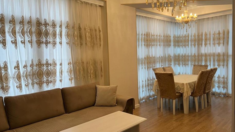 Satılır 3 otaqlı yeni tikili, 110 m², 28 May m.-5