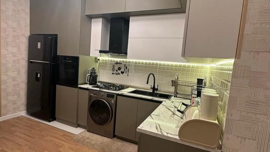 Satılır 3 otaqlı yeni tikili, 110 m², 28 May m.-14