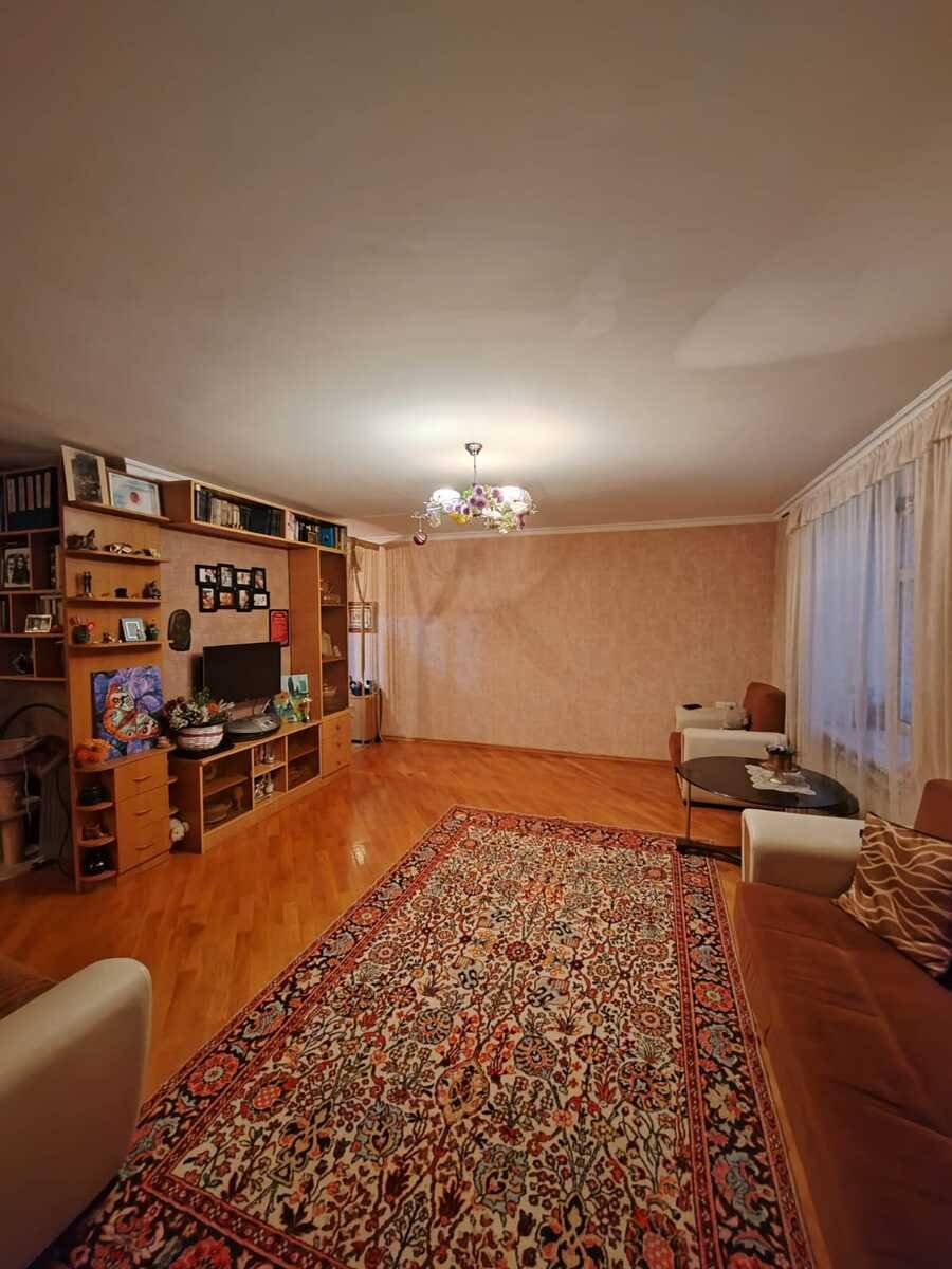 Satılır 2 otaqlı köhnə tikili, 61 m², Nizami m.-2