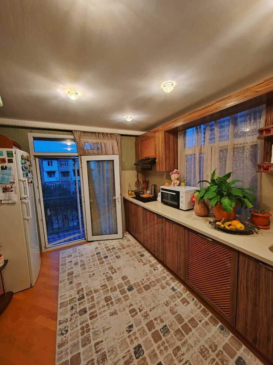 Satılır 2 otaqlı köhnə tikili, 61 m², Nizami m.-9