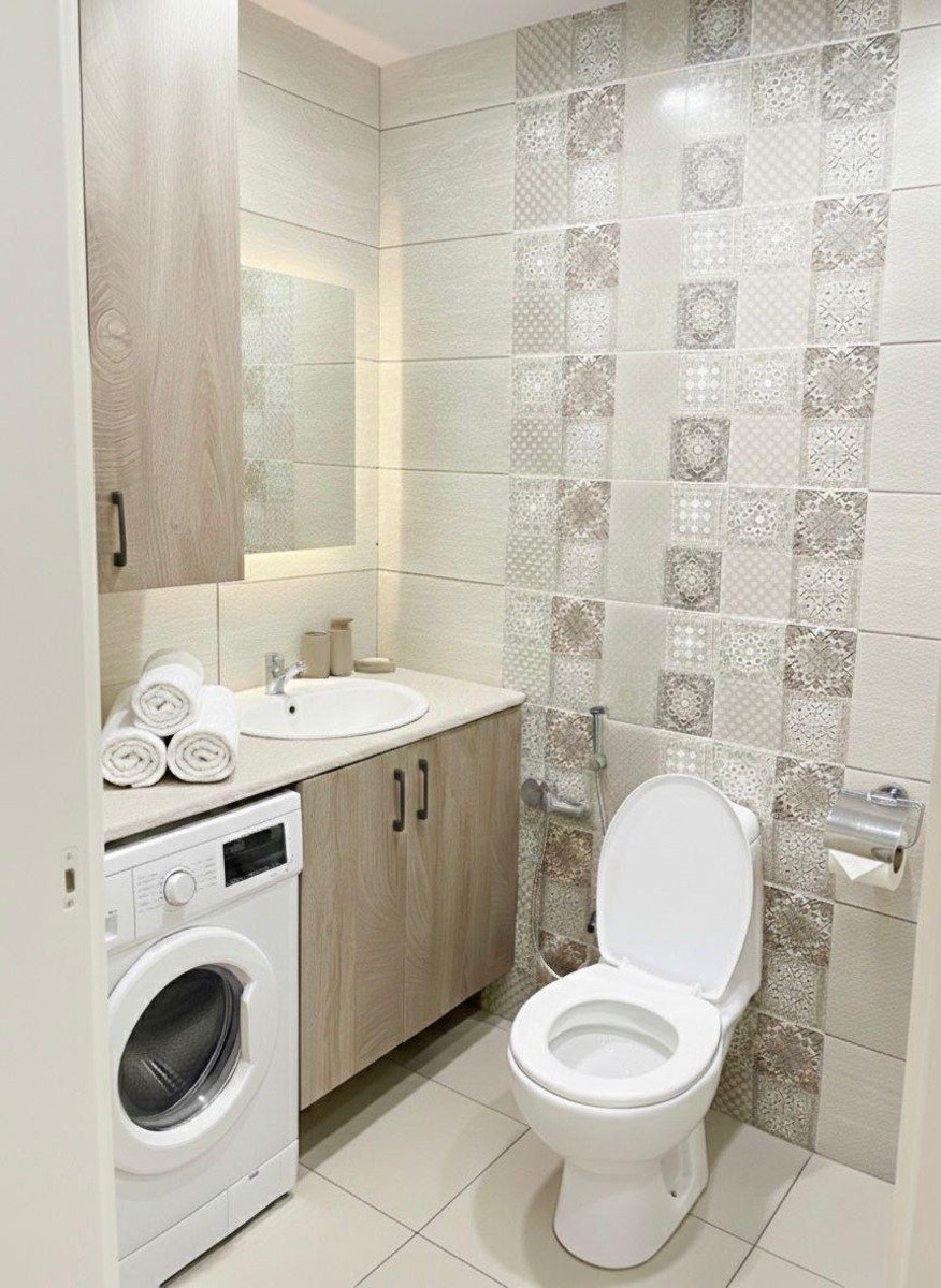 Kirayə verilir 2 otaqlı yeni tikili, 65 m², İçərişəhər m.-9
