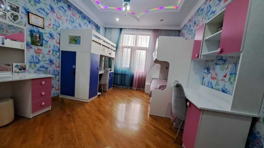Satılır 3 otaqlı yeni tikili, 92 m², Qara Qarayev m.-8
