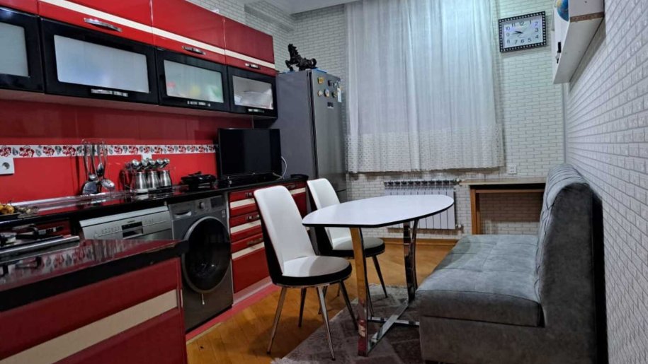 Satılır 3 otaqlı yeni tikili, 92 m², Qara Qarayev m.-9
