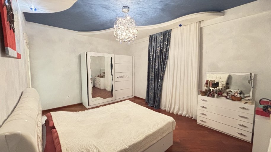 Satılır 3 otaqlı yeni tikili, 150 m², Nizami m.-7