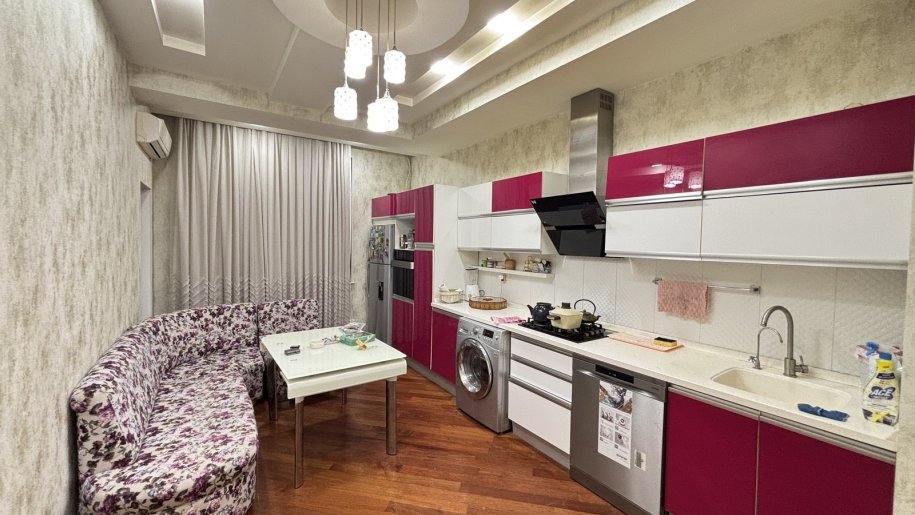 Satılır 3 otaqlı yeni tikili, 150 m², Nizami m.-12