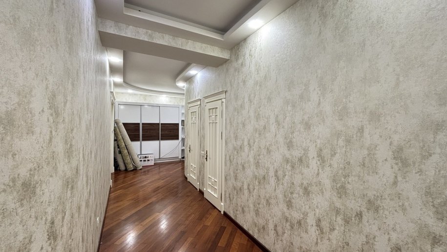 Satılır 3 otaqlı yeni tikili, 150 m², Nizami m.-14
