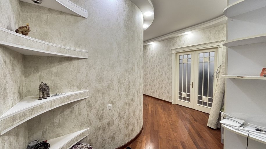 Satılır 3 otaqlı yeni tikili, 150 m², Nizami m.-17