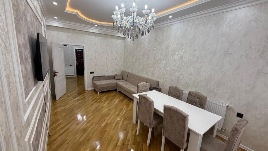 Kirayə verilir 2 otaqlı yeni tikili, 75 m², 8 noyabr-3