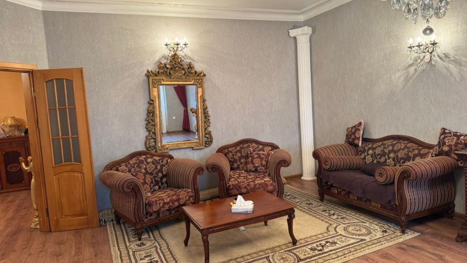 Kirayə verilir 3 otaqlı yeni tikili, 170 m², Nizami m.-1