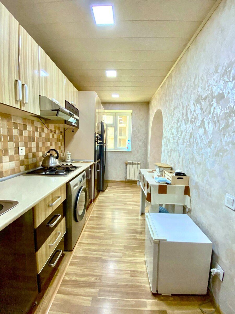Satılır 3 otaqlı köhnə tikili, 90 m², Neftçilər m.-4