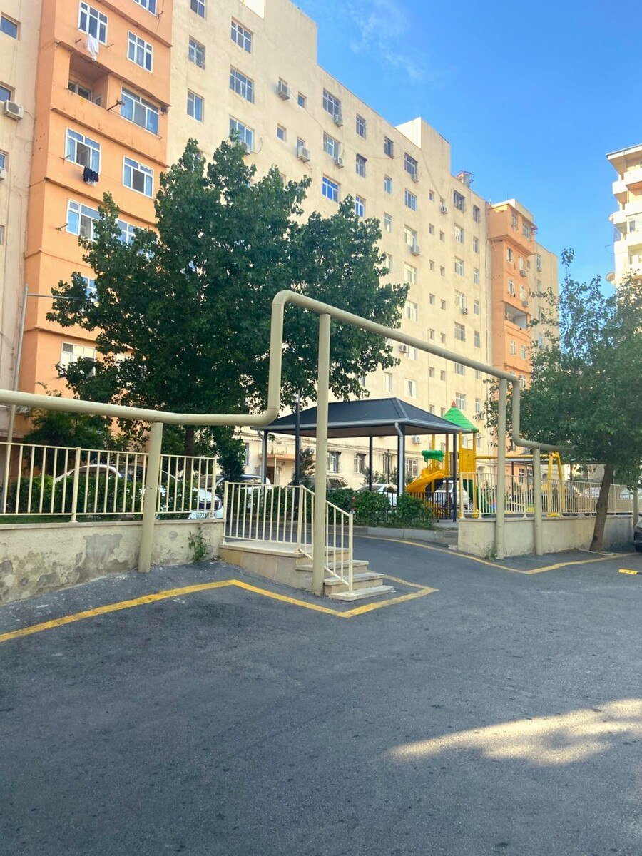 Satılır 3 otaqlı köhnə tikili, 90 m², Neftçilər m.-22