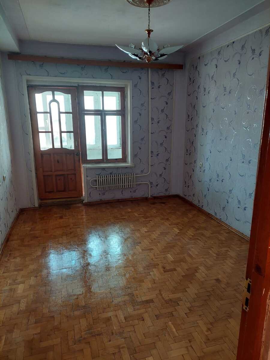 Satılır 4 otaqlı köhnə tikili, 100 m², Xalqlar dostluğu m.-2