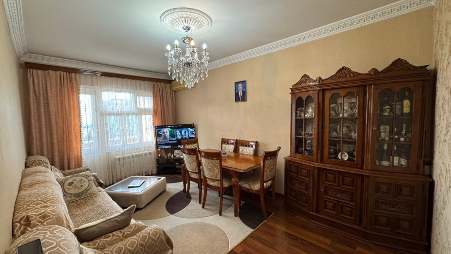 Satılır 3 otaqlı köhnə tikili, 70 m², Koroğlu m.-1