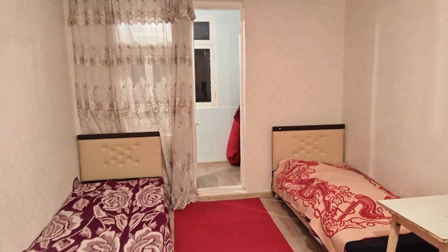 Kirayə verilir 1 otaqlı köhnə tikili, 35 m², Elmlər Akademiyası m.-3