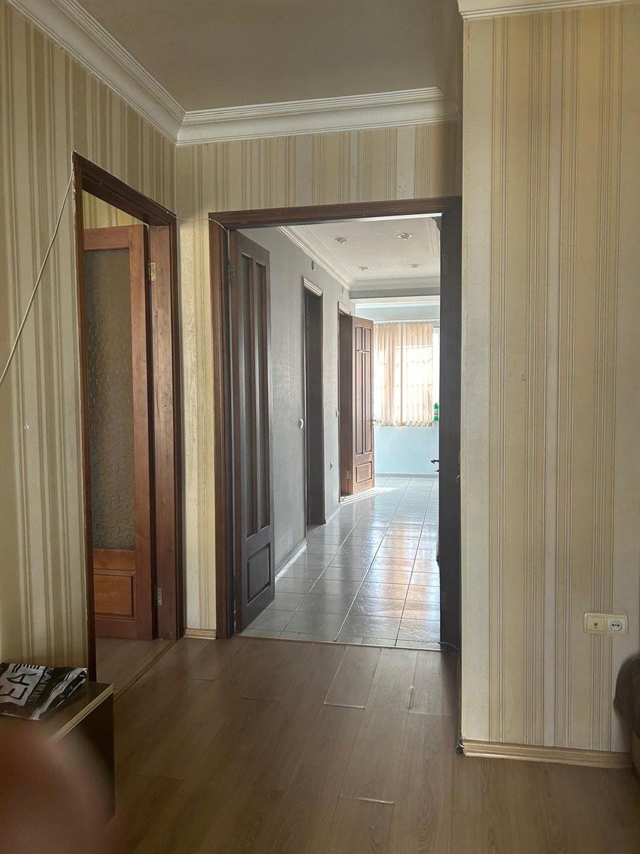 Kirayə verilir 2 otaqlı köhnə tikili, 70 m², Sahil m.-6