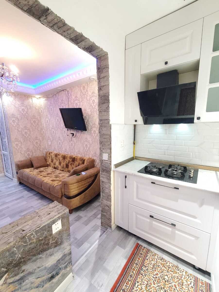 Satılır 3 otaqlı köhnə tikili, 70 m², Əhmədli m.-10