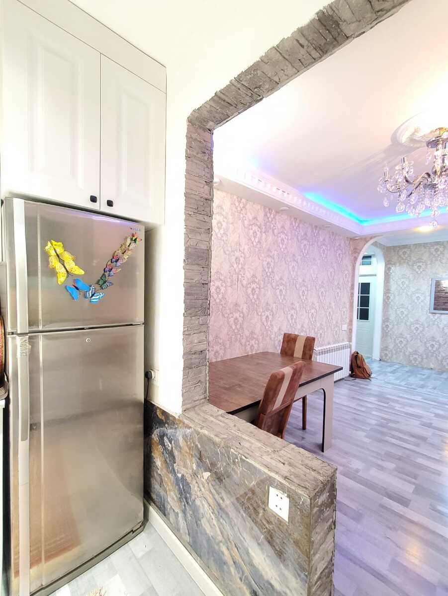 Satılır 3 otaqlı köhnə tikili, 70 m², Əhmədli m.-16