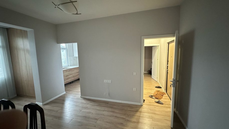 Satılır 2 otaqlı köhnə tikili, 56 m², Memar Əcəmi m.-2