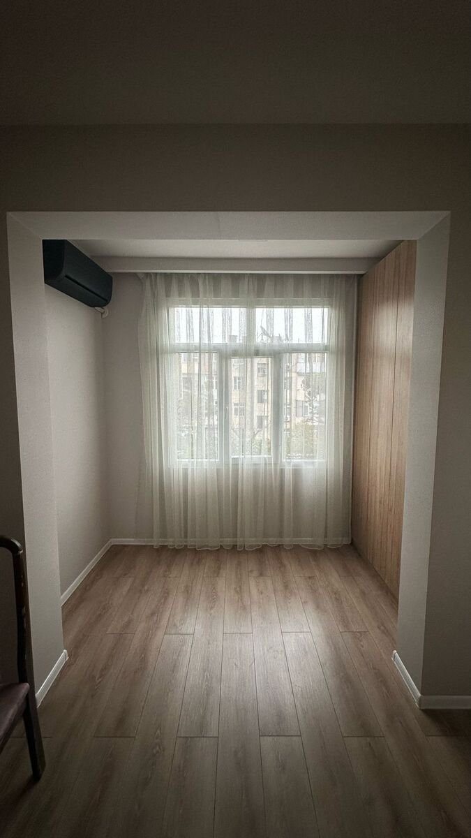 Satılır 2 otaqlı köhnə tikili, 56 m², Memar Əcəmi m.-5