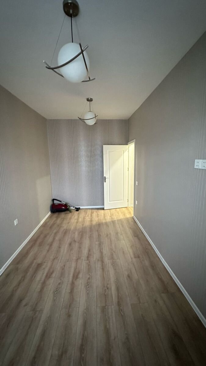 Satılır 2 otaqlı köhnə tikili, 56 m², Memar Əcəmi m.-7