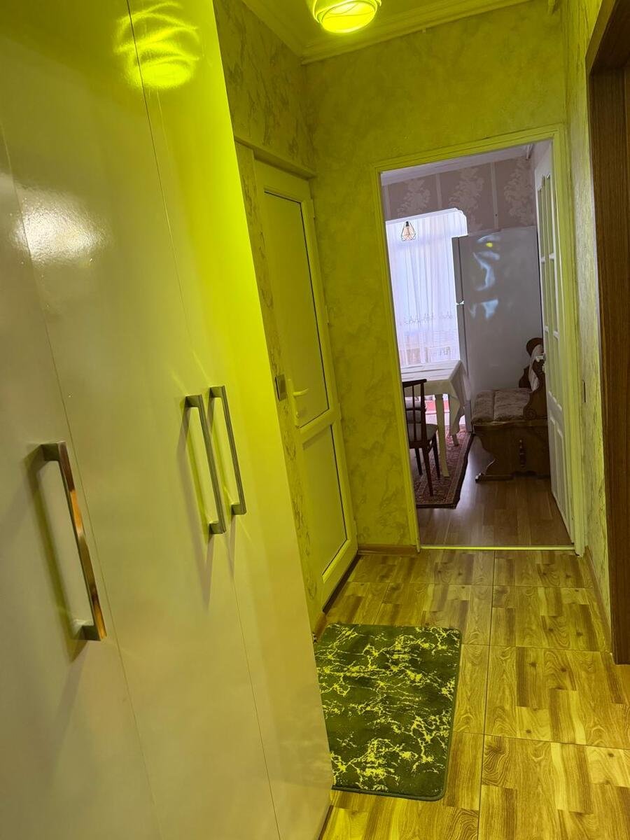 Kirayə verilir 2 otaqlı köhnə tikili, 60 m², İnşaatçılar m.-2