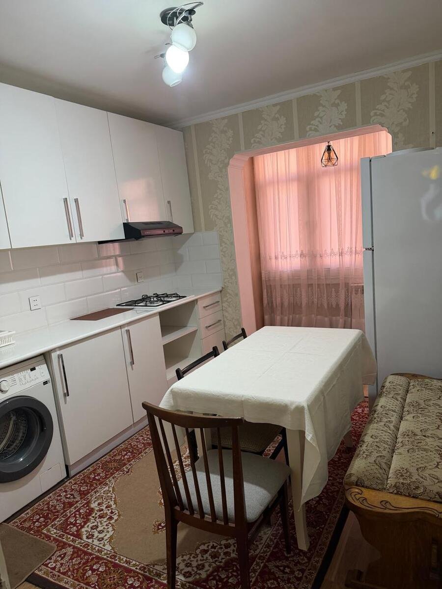 Kirayə verilir 2 otaqlı köhnə tikili, 60 m², İnşaatçılar m.-4