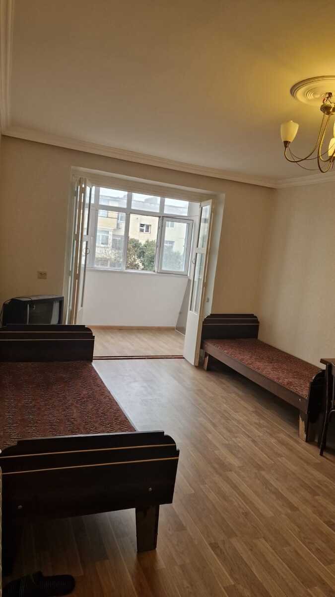 Satılır 1 otaqlı köhnə tikili, 35 m², Gənclik m.-2