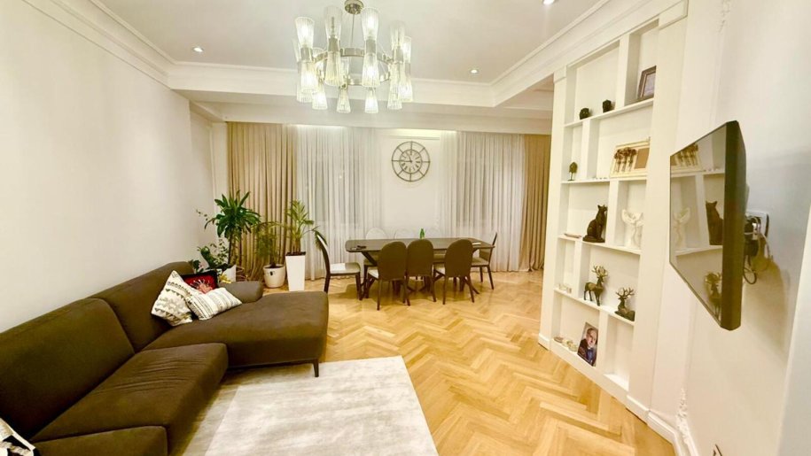 Satılır 3 otaqlı yeni tikili, 150 m², Qara Qarayev m.-3