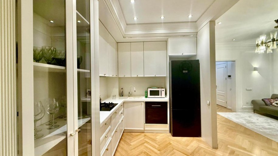 Satılır 3 otaqlı yeni tikili, 150 m², Qara Qarayev m.-23