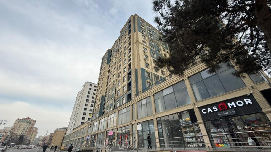 155 m<sup>2</sup> obyekt satılır, İnşaatçılar m.-3