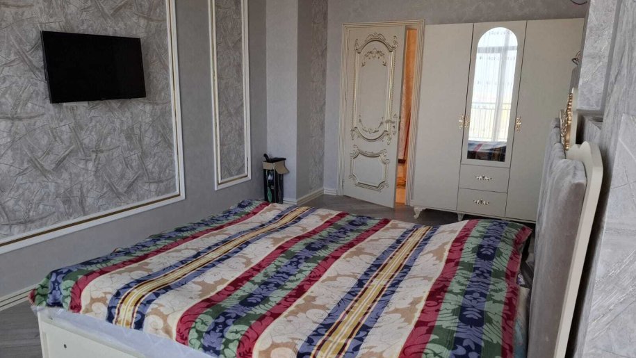 Kirayə verilir 3 otaqlı yeni tikili, 125 m², 20 Yanvar m.-7