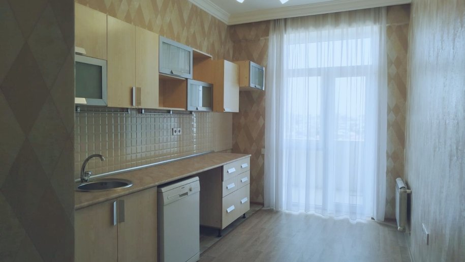 Satılır 3 otaqlı yeni tikili, 118 m², Azadlıq Prospekti m.-2