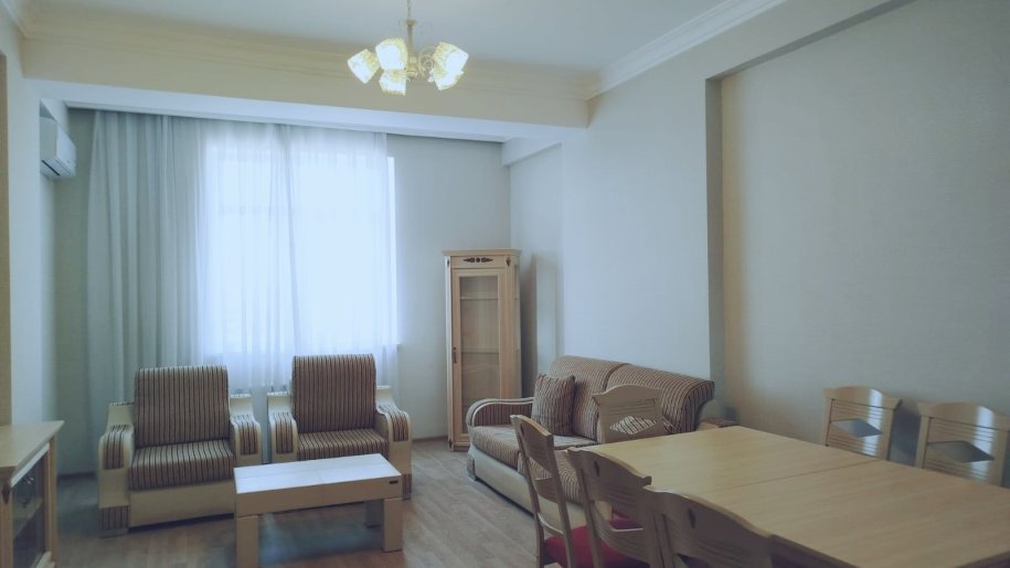 Satılır 3 otaqlı yeni tikili, 118 m², Azadlıq Prospekti m.-4