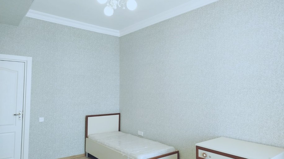 Satılır 3 otaqlı yeni tikili, 118 m², Azadlıq Prospekti m.-7