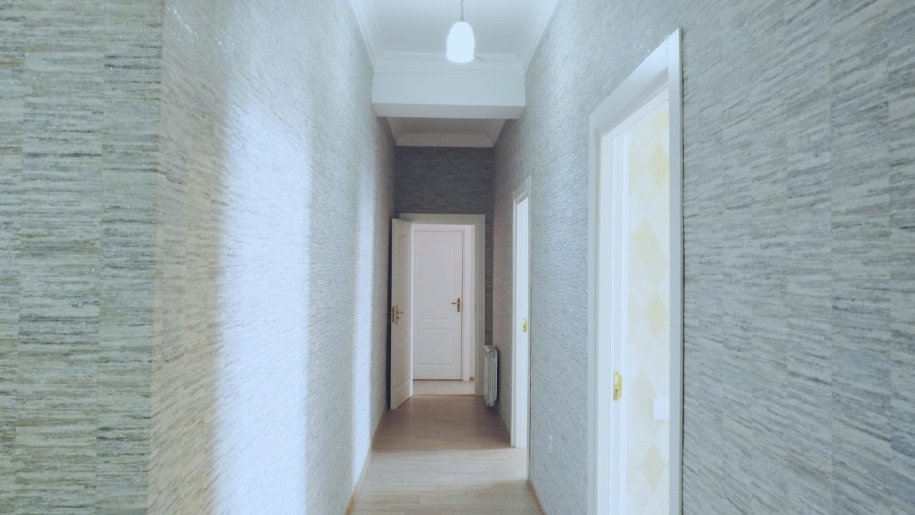 Satılır 3 otaqlı yeni tikili, 118 m², Azadlıq Prospekti m.-9