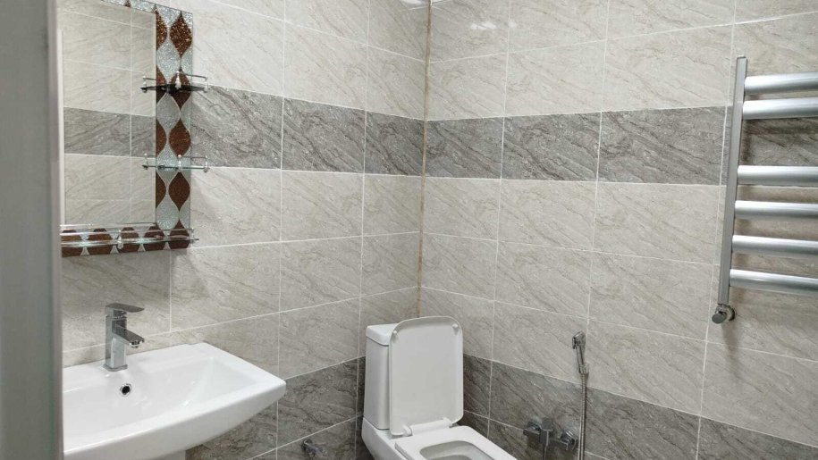 Satılır 3 otaqlı yeni tikili, 118 m², Azadlıq Prospekti m.-13