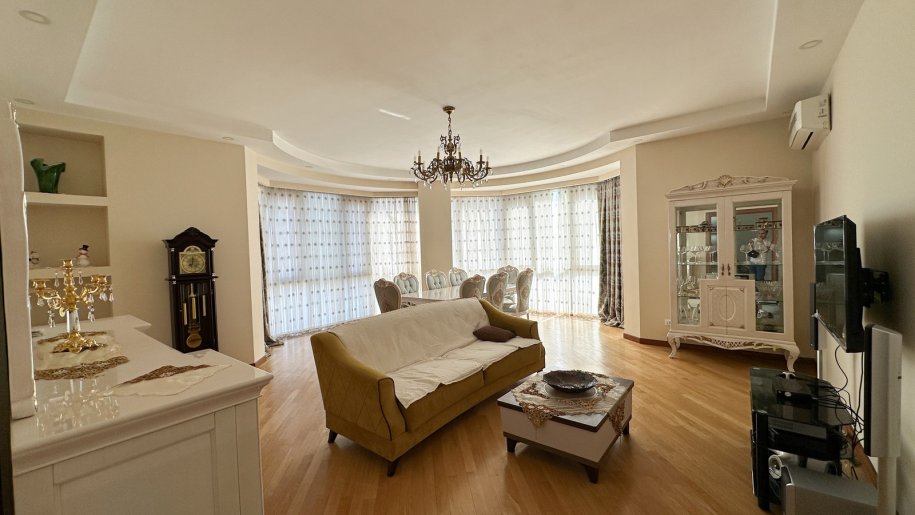 Satılır 3 otaqlı yeni tikili, 155 m², Nizami m.-3