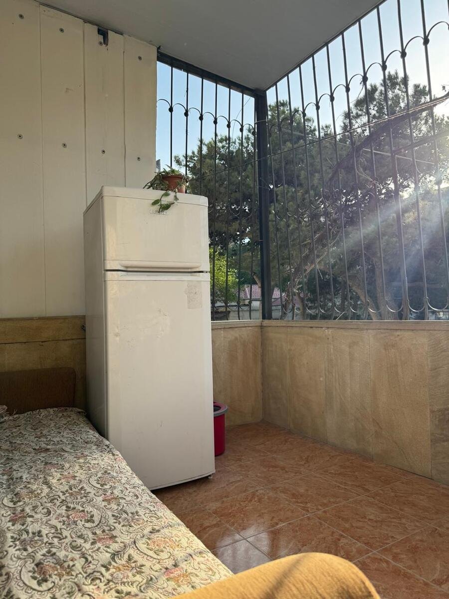 Satılır 4 otaqlı köhnə tikili, 100 m², Yasamal-3