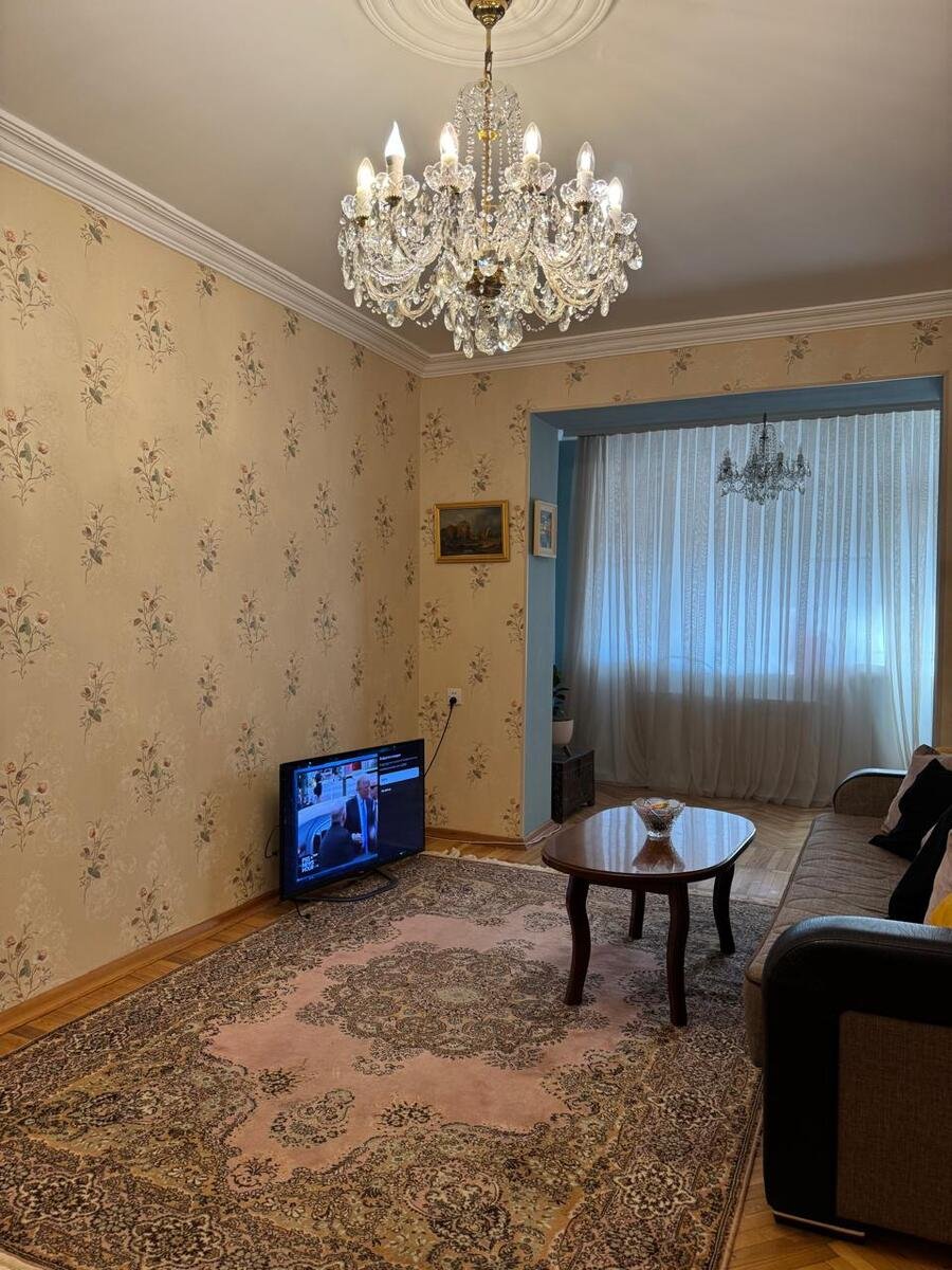 Satılır 4 otaqlı köhnə tikili, 100 m², Yasamal-16