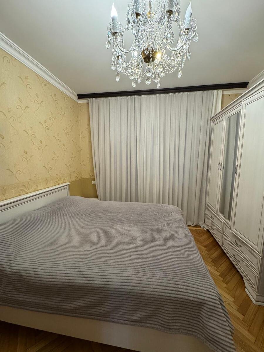 Satılır 4 otaqlı köhnə tikili, 100 m², Yasamal-19