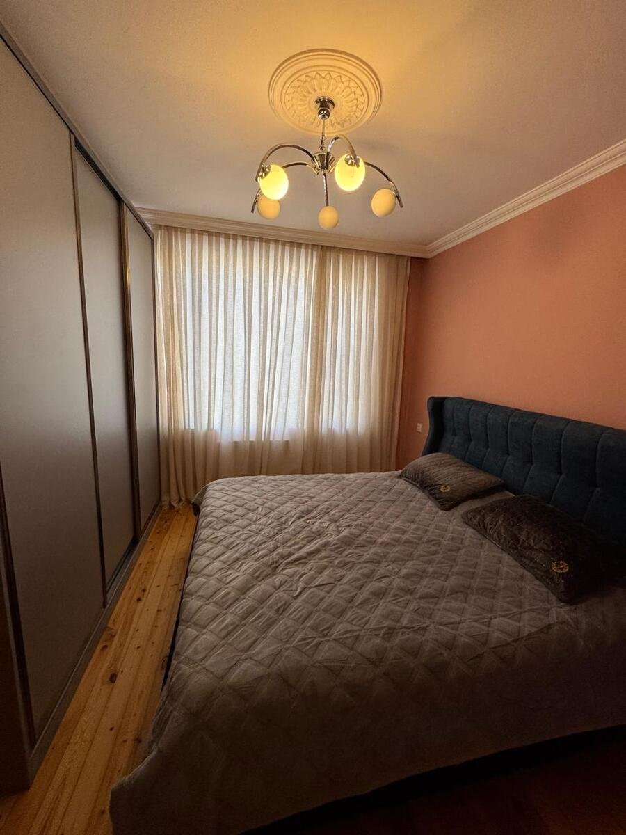 Satılır 4 otaqlı köhnə tikili, 100 m², Yasamal-21