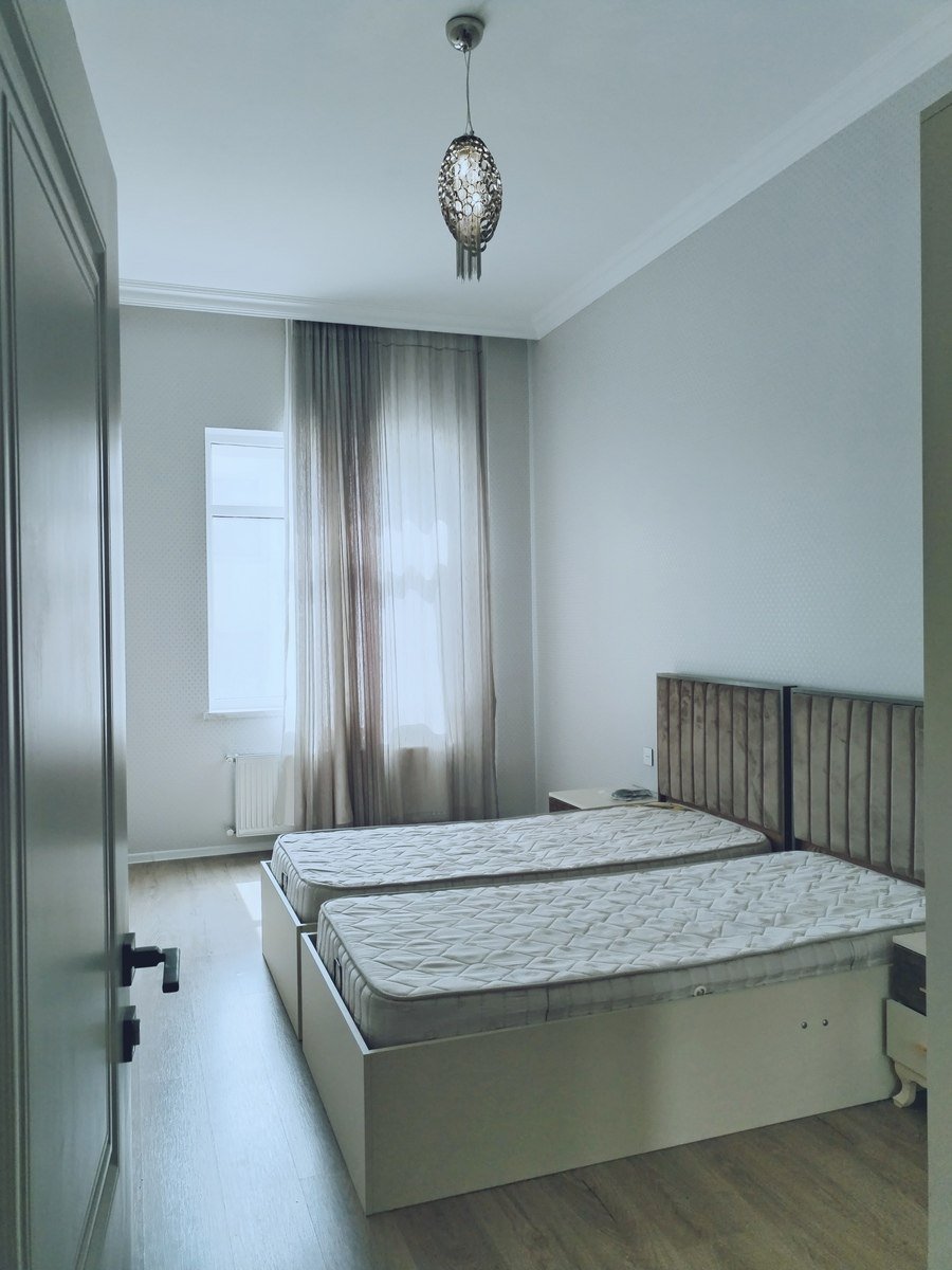 Satılır 2 otaqlı yeni tikili, 75 m², Azadlıq Prospekti m.-7