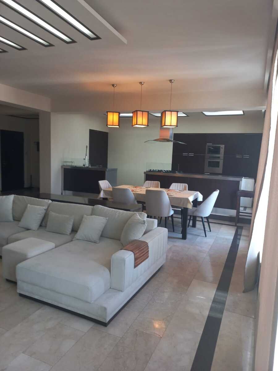 Kirayə verilir 3 otaqlı yeni tikili, 200 m², Nizami m.-2