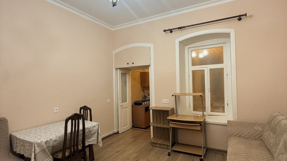 Kirayə verilir 1 otaqlı köhnə tikili, 40 m², Nizami m.-3